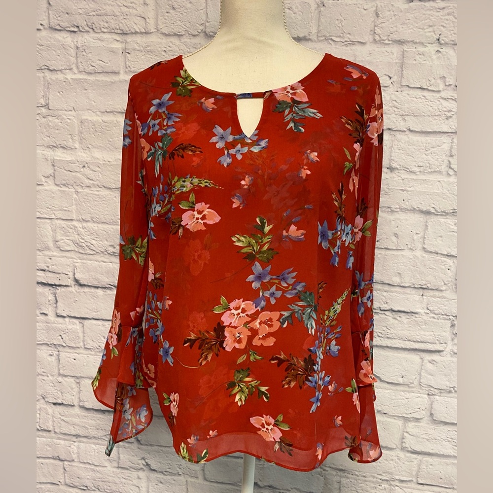 Cabi Devoted Red Floral Bell Sleeve Top Size Small